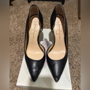 Jessica Simpson Black Claudette 4” Pointed Heels Size 7